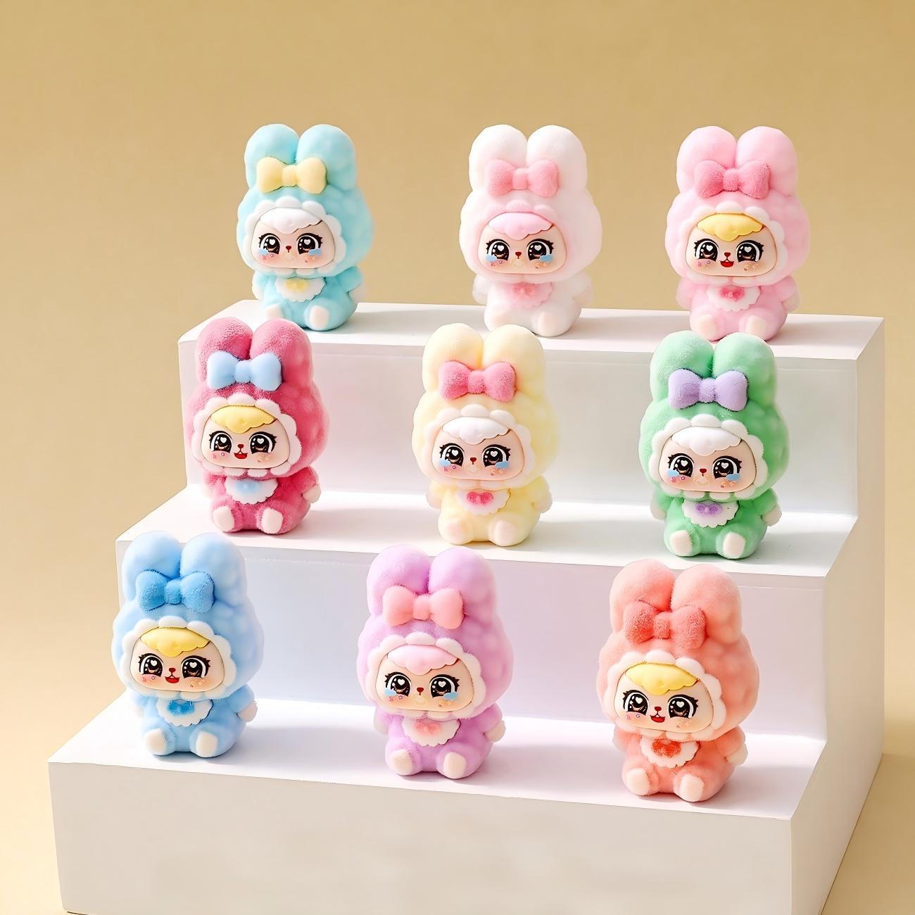 Cute Looking Mini Desktop Orna - Vinyl Figure Blank recension och pris