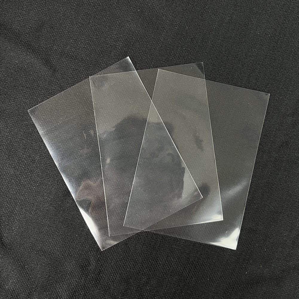 64x89mm 100PCS Transparent KMC - Card Penny Sleeve recension och pris